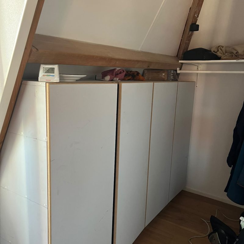 kast onder schuina kap 2